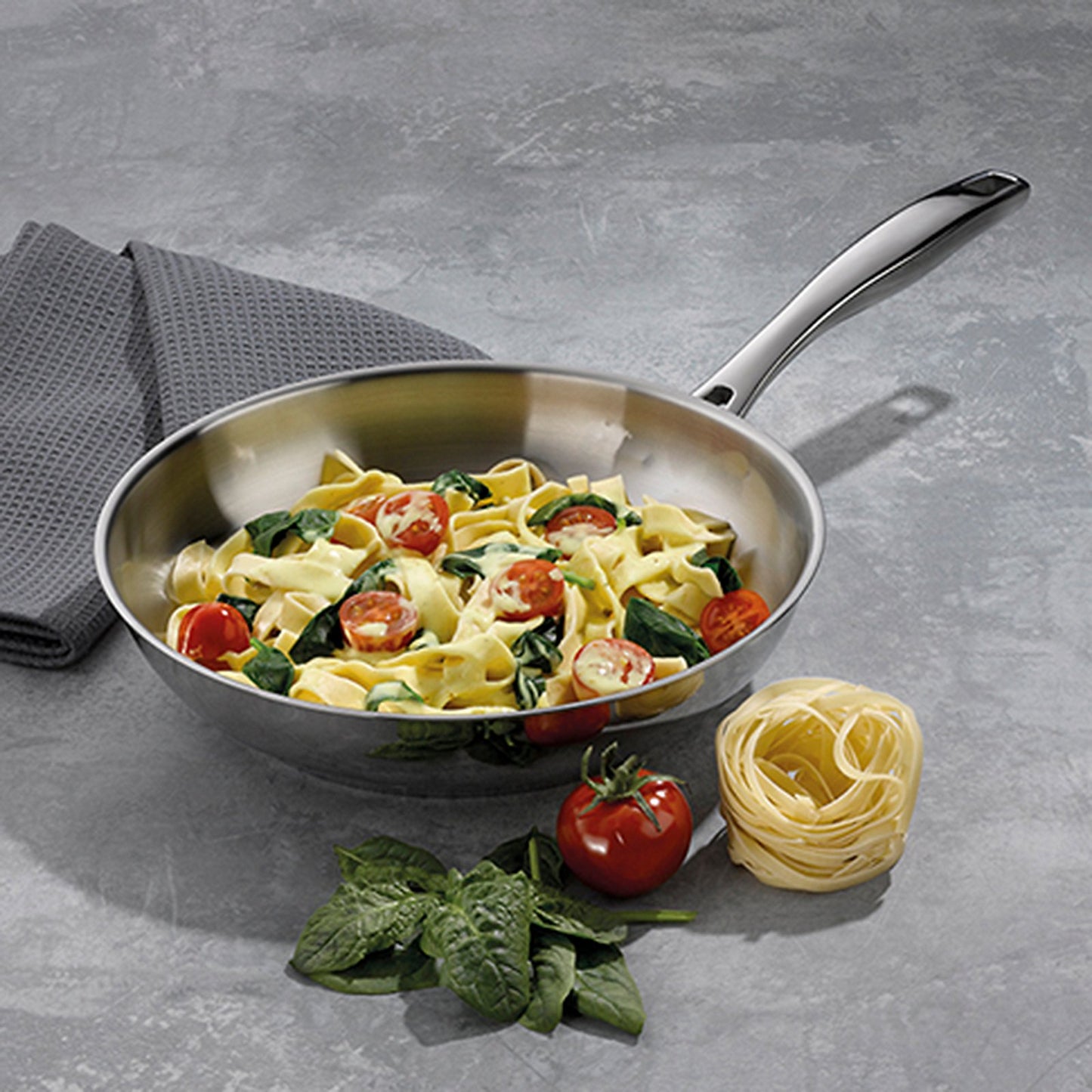 FLAVORIA koekenpan RVS 24 cm – Glanzende alleskunner met energiezuinige bodem