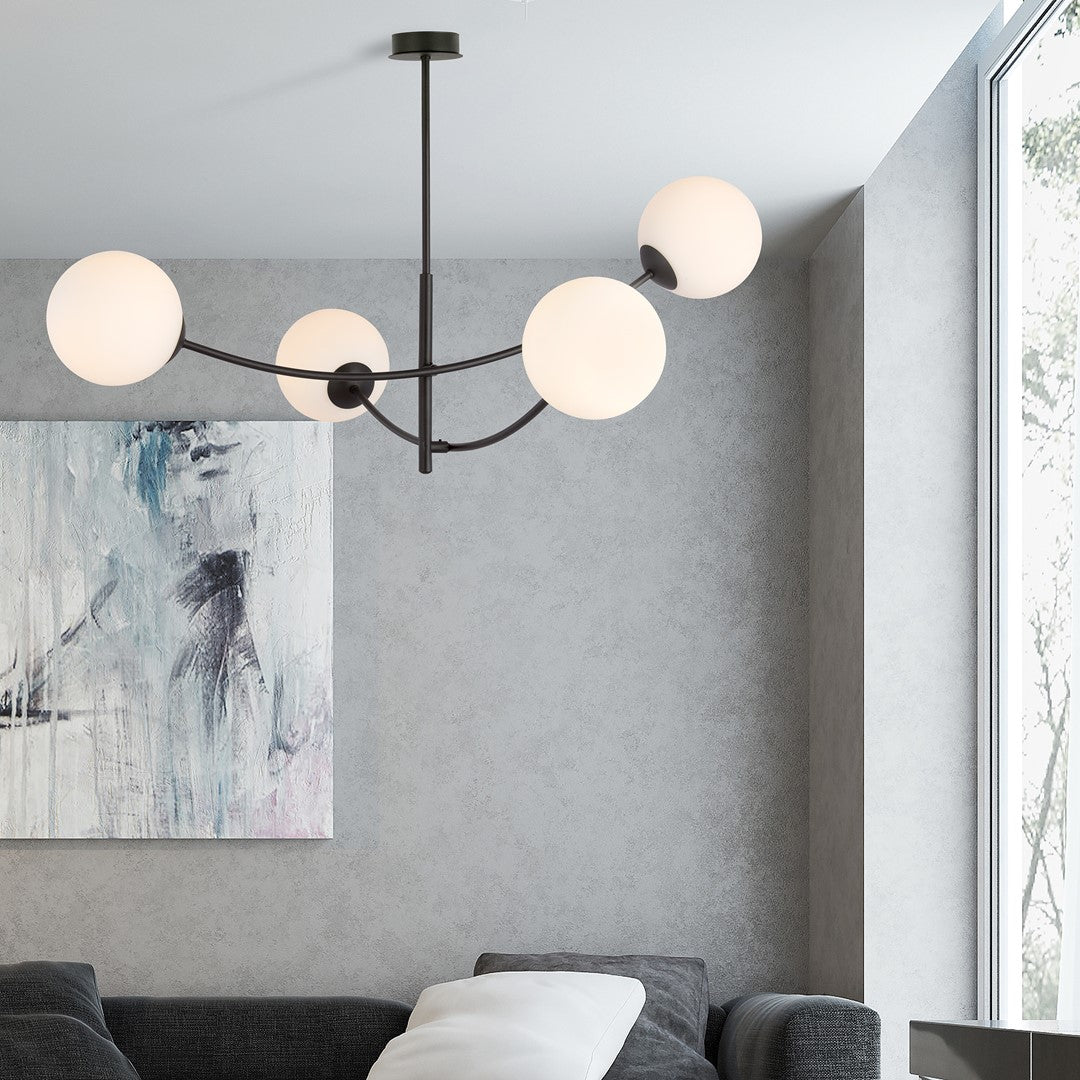 HUNTER 4 BLACK OPAL – Stijlvolle plafondlamp met moderne elegantie