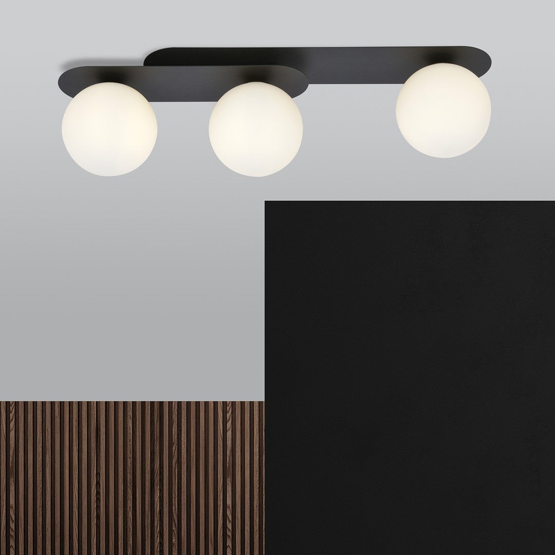 PLAZA 3 BLACK OPAL – Strakke plafondlamp met industrieel karakter voor een gedurfd interieuraccent