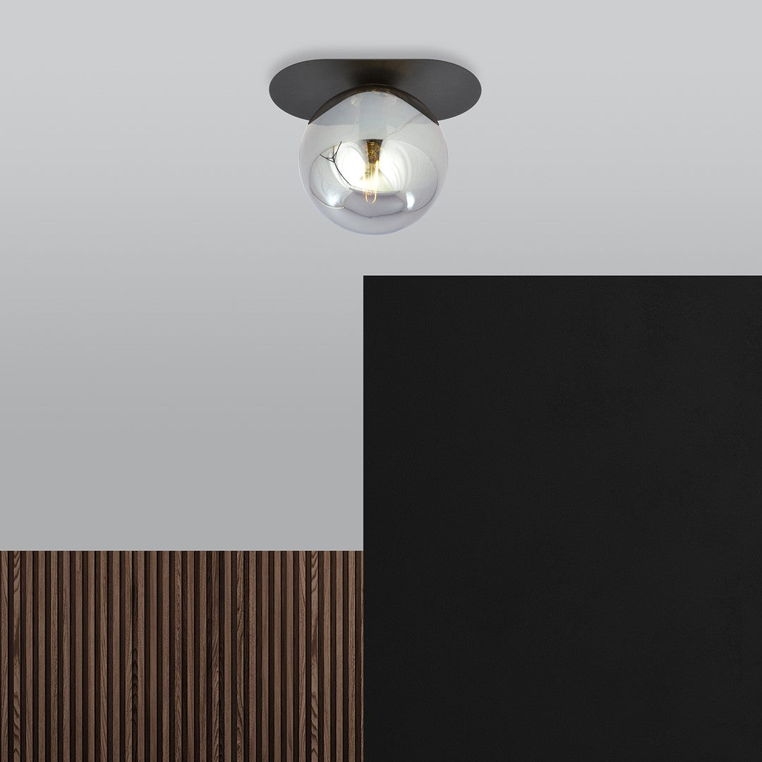PLAZA 1 BLACK GRAFIT – Minimalistisch design met een krachtige industriële uitstraling