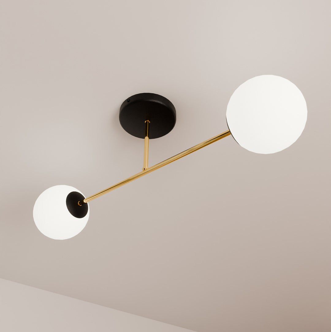 MAGNUM 2 – Luxe plafondlamp met gouden accenten en glazen kappen