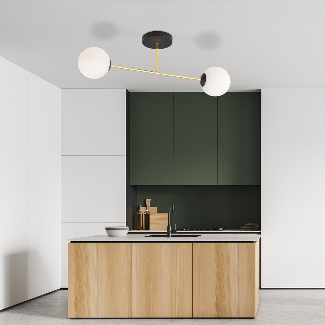 MAGNUM 2 – Luxe plafondlamp met gouden accenten en glazen kappen