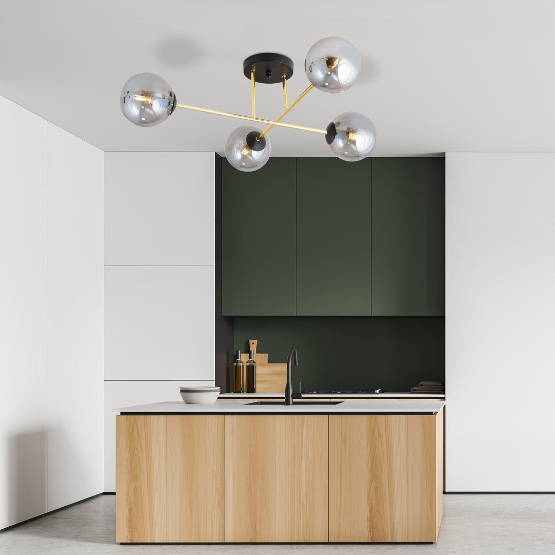 MAGNUM 4 – Stijlvolle plafondlamp met glas en goudaccenten voor een modern interieur