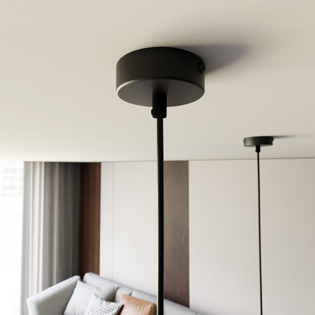 ELIT 1 Black – Minimalistische hanglamp met luxe gouden kernaccent