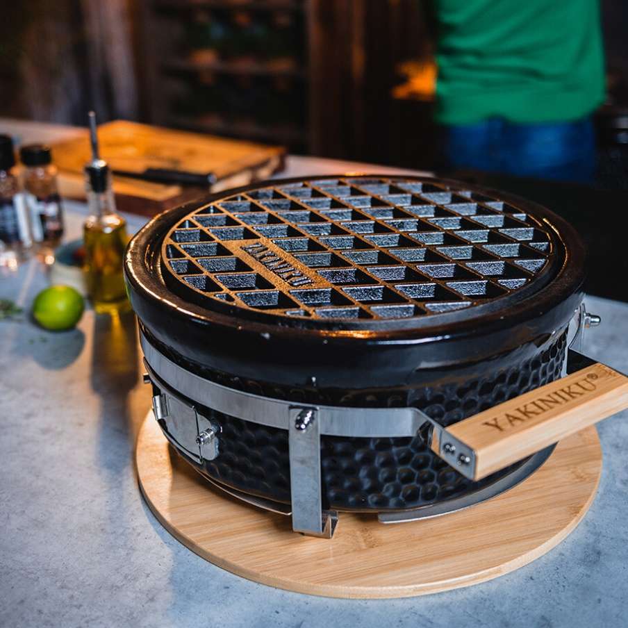 YAKINIKU Shichirin Tafelgrill Rond Rooster – Authentiek Grillen met Gietijzer