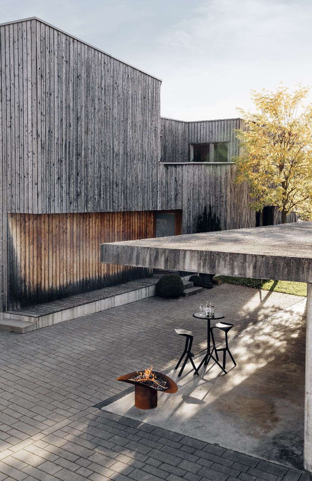 Höfats Ellipse Vuurschaal Voet – Essentiële stabiliteit en dooffunctie in stijlvol design