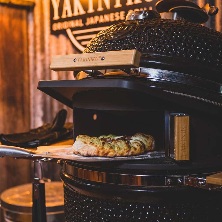 YAKINIKU Pizzamond voor Kamado LARGE – Snel & Veilig Pizza’s Bakken op Hoog Niveau