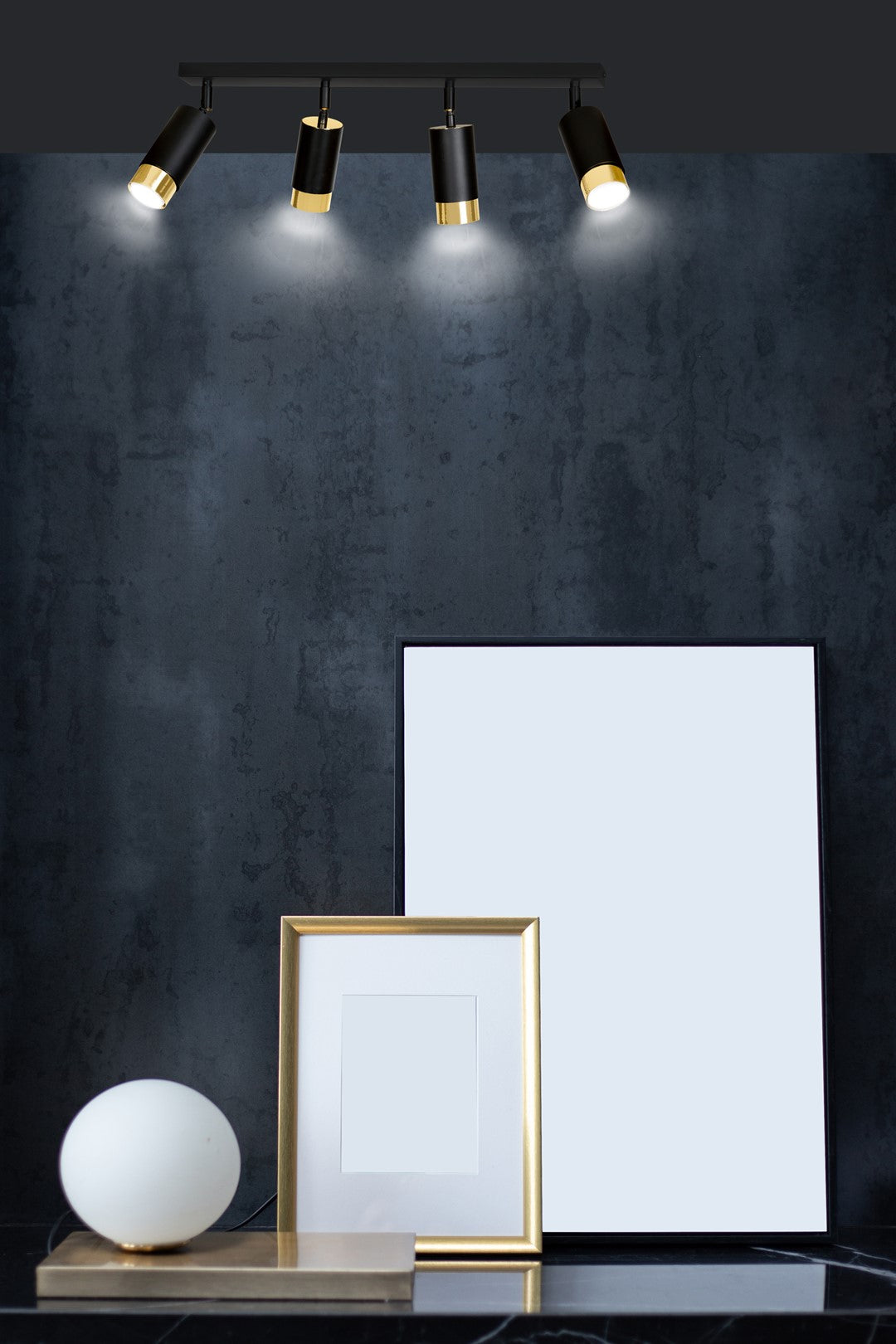 HIRO 4-BL-GOLD Spotlamp – Richtbare 4-lichts spot voor stijlvolle en functionele accenten