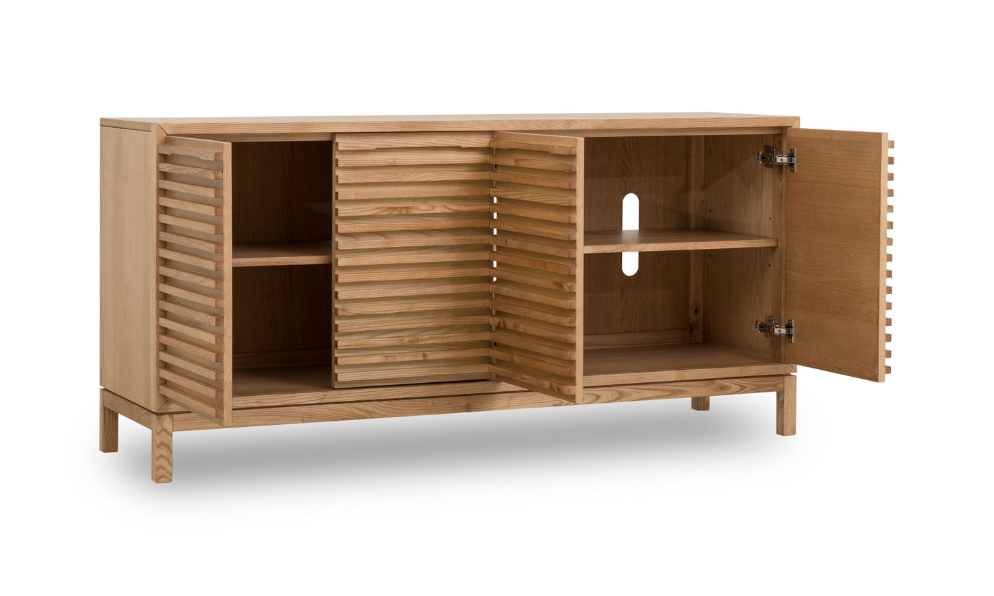 TANNER FOUR DOOR SIDEBOARD IN FLAXEN Japandi Design met Functionaliteit – Serene Opbergkast in Licht Essenhout