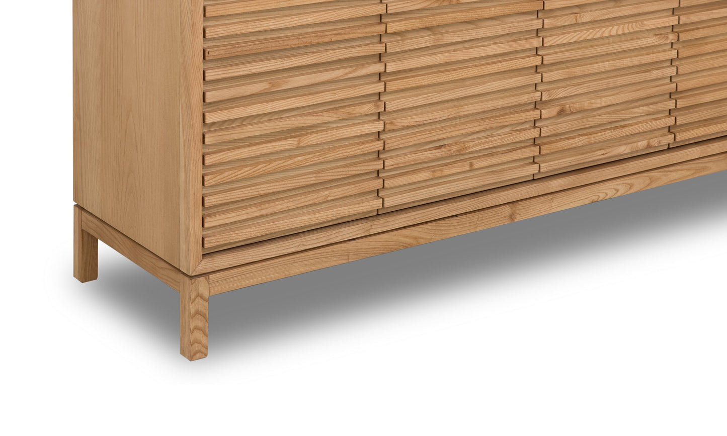 TANNER FOUR DOOR SIDEBOARD IN FLAXEN Japandi Design met Functionaliteit – Serene Opbergkast in Licht Essenhout