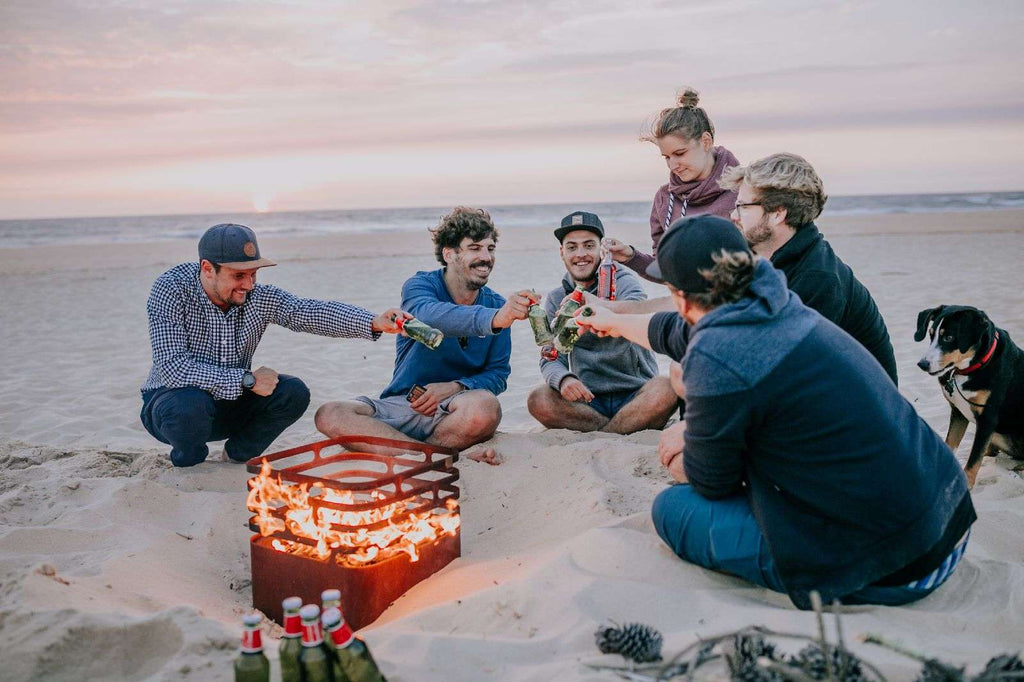 HÖFATS Cube Vuurkorf – Strak Duits Design met Multifunctioneel Karakter
