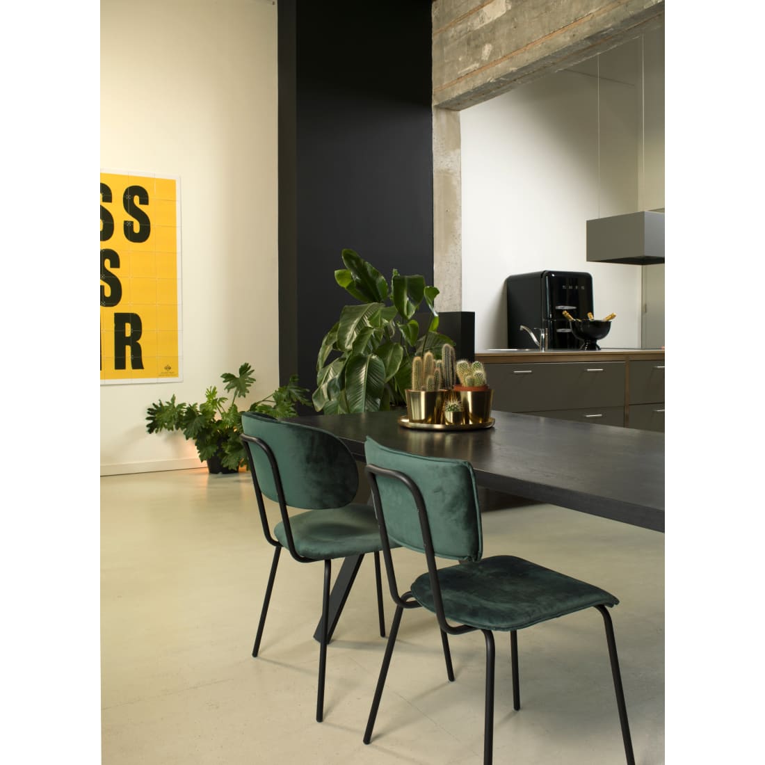 WORKLIVING Bo RS eetkamerstoel – Duurzame velvet stoel met speels comfort en elegant design