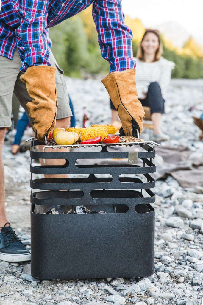 HÖFATS Cube Vuurkorf met Grillrooster – Stijlvolle Alleskunner voor Buiten