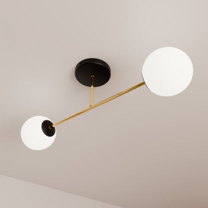MAGNUM 2 – Luxe plafondlamp met gouden accenten en glazen kappen