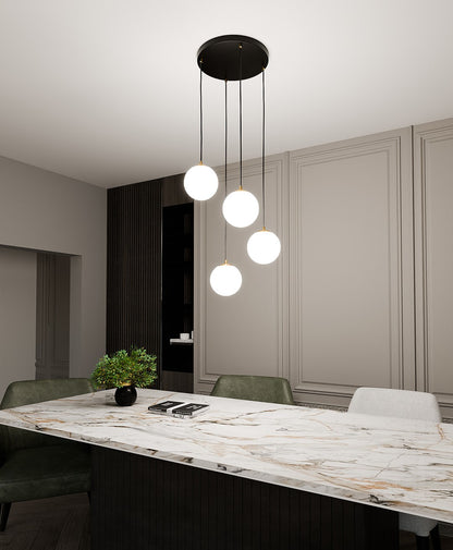 ROYAL 4 Black – Minimalistisch plafonddesign met een vleugje goud