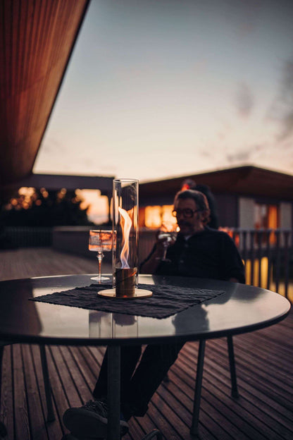Höfats SPIN 90 Tafelvuur – Goud/transparant – Breng sfeer, stijl en vuur samen in één uniek designstuk