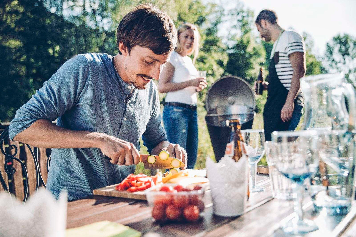 HÖFATS CONE – De eerste houtskoolbarbecue met instelbare warmte voor ultieme controle en sfeer