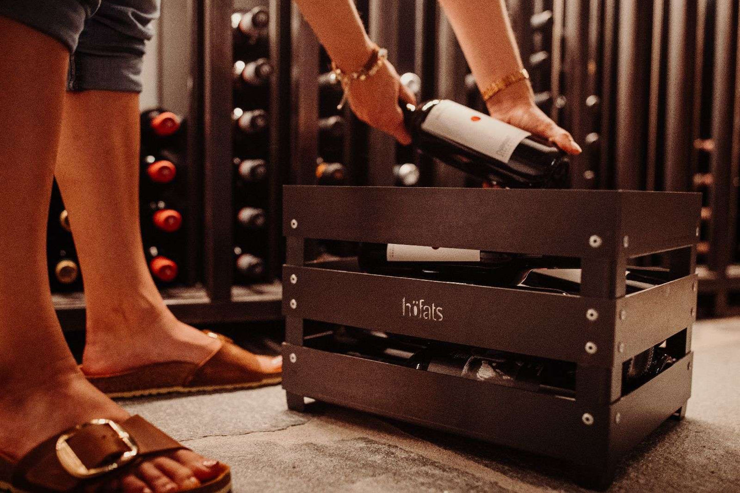 Höfats Crate Vuurkorf – Multifunctioneel Krat voor Vuur, BBQ en Zitcomfort