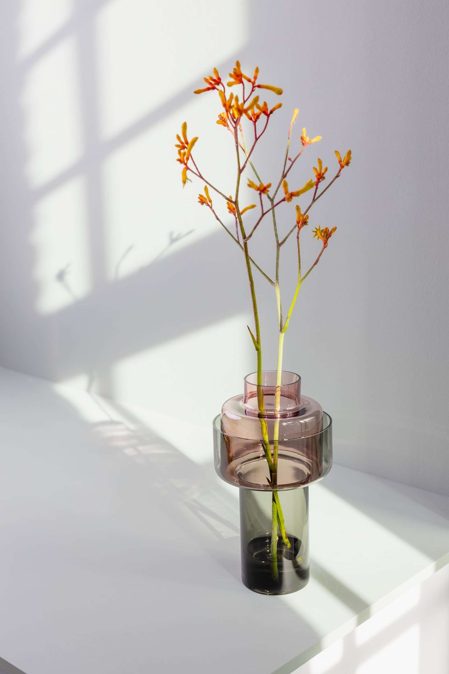 AURA Purple – Sculpturale tweedelige designvaas van mondgeblazen glas (31 cm)