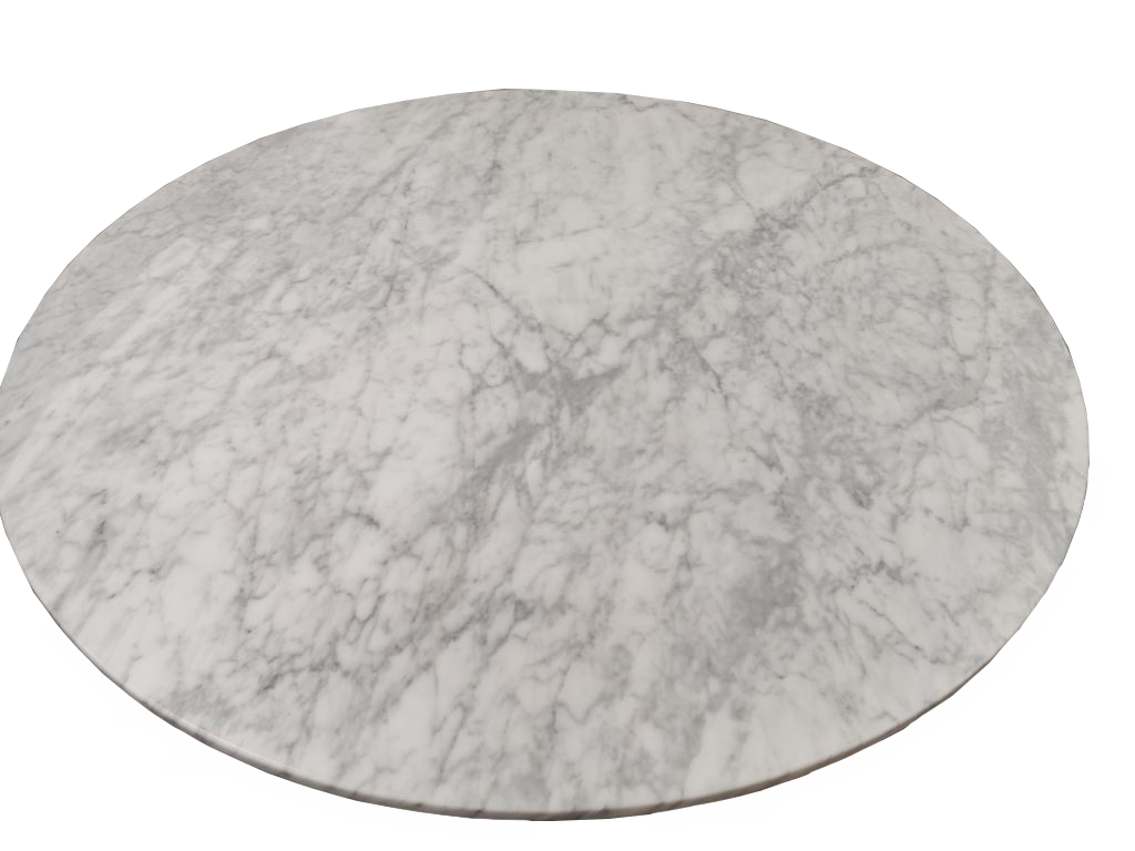 CORAL ROUND DINING TABLE IN MARBLE AND BRUSHED STAINLESS STEEL Tijdloze Elegantie – Ronde Eettafel van Carrara Marmer met Strakke RVS Basis