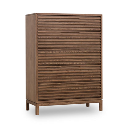 TANNER FIVE DRAWER ASH WOOD CHEST IN ROUX Japandi Vormgeving met Functionele Luxe – Hoogwaardige Ladekast in Warm Essenhout