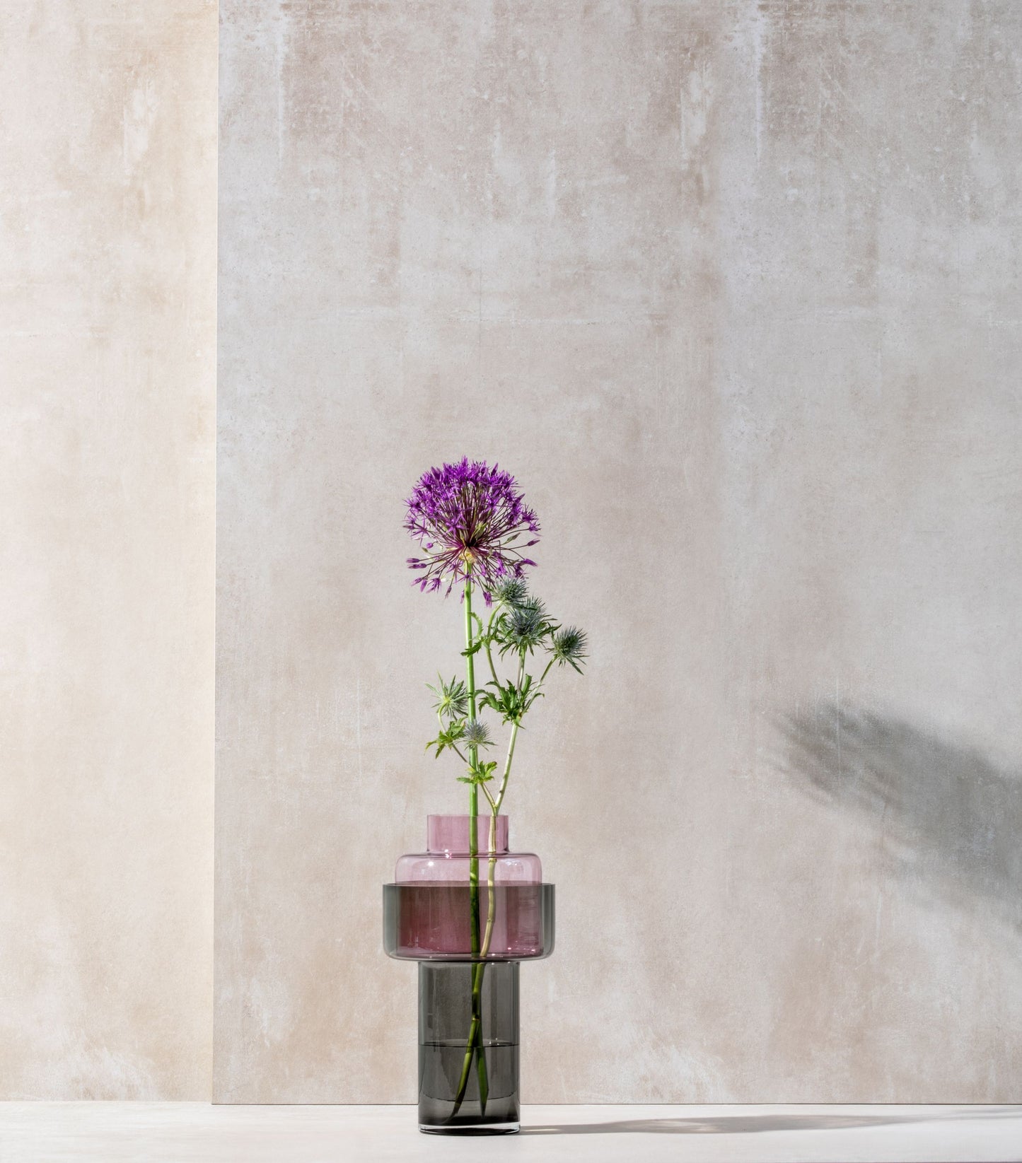AURA Purple – Sculpturale tweedelige designvaas van mondgeblazen glas (31 cm)