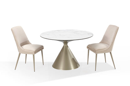 WINSTON STONE TOP METAL BASE ROUND DINING TABLE IN OAT MILK AND CHAMPAGNE Modern Tafeldesign met Velvet Luxe – Stijlvolle Eettafel voor de Nieuwe Generatie
