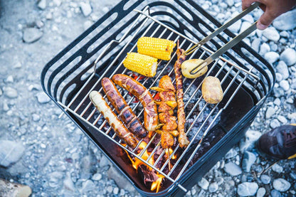 HÖFATS Cube Vuurkorf met Grillrooster – Stijlvolle Alleskunner voor Buiten